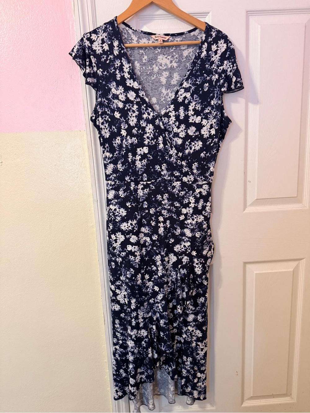 Juicy Couture Dreamy Dress Floral Blue Faux Wrap Womens Sz M Flutter Sleeve